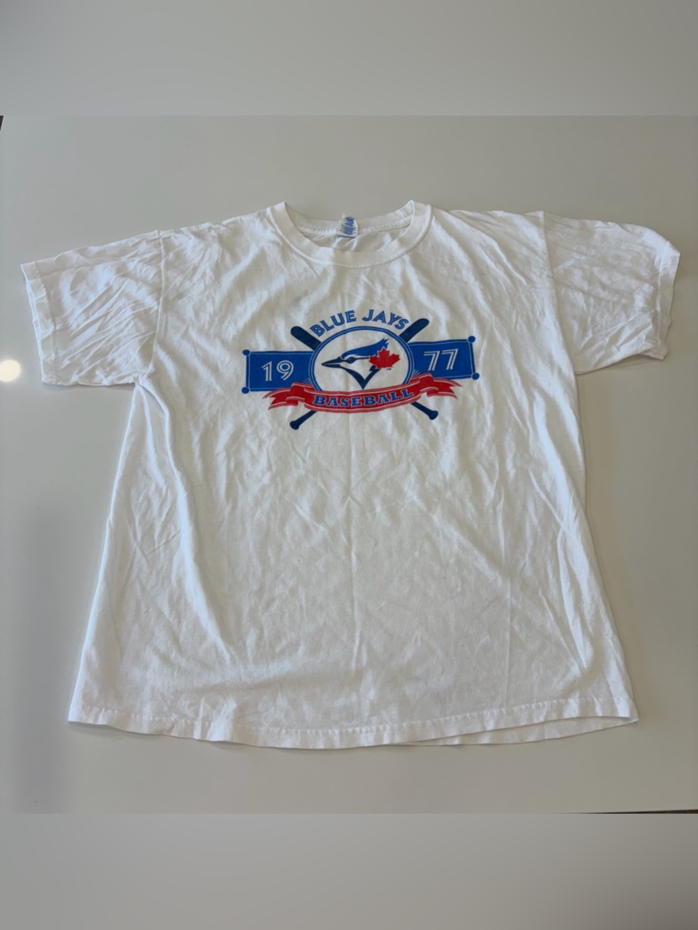 Vintage Toronto Blue Jay White Graphic Tee Size Medium (see measurements)
